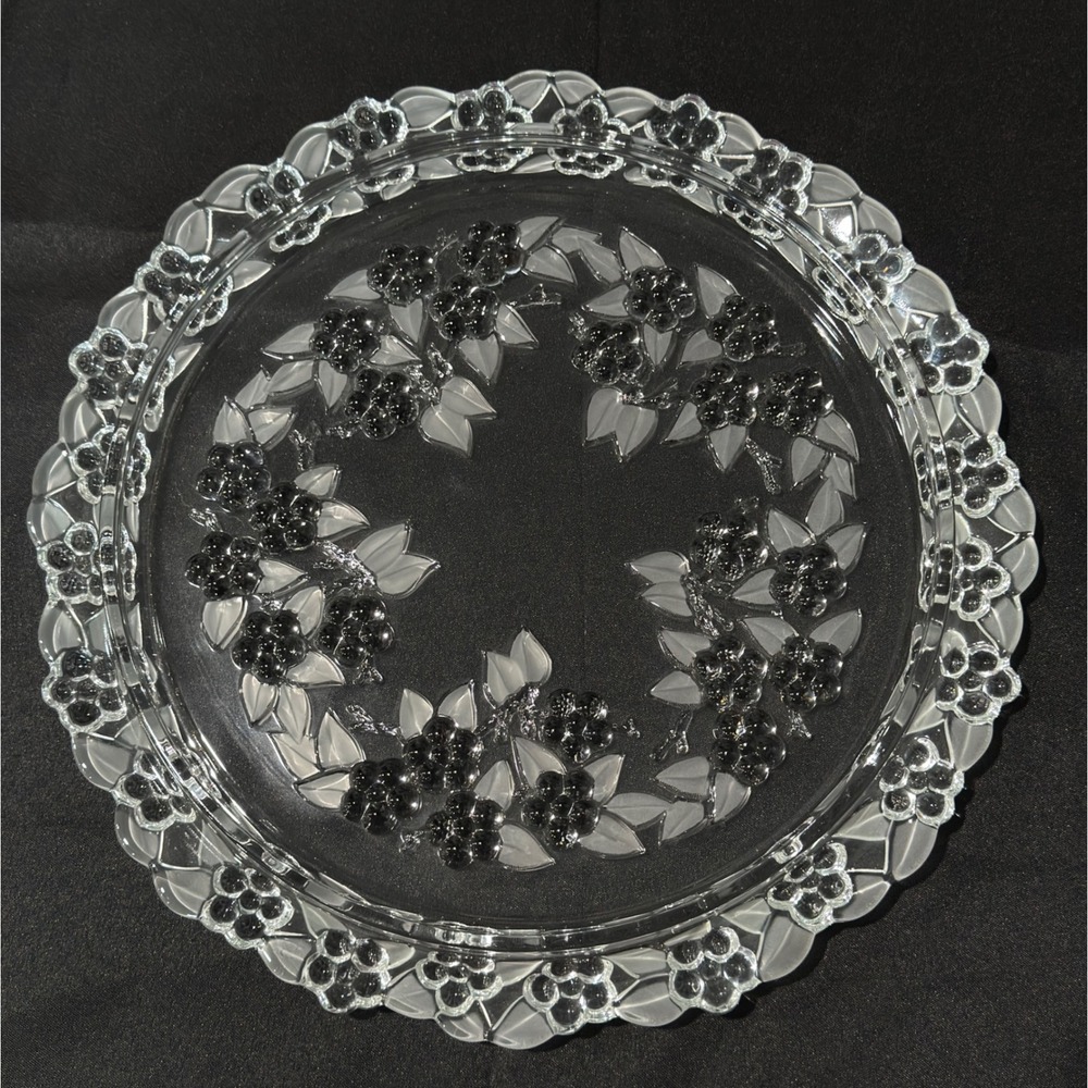 Mikasa Walther Glas Berry Pattern Round Platter Frosted Clear Glass 13.75 Inch